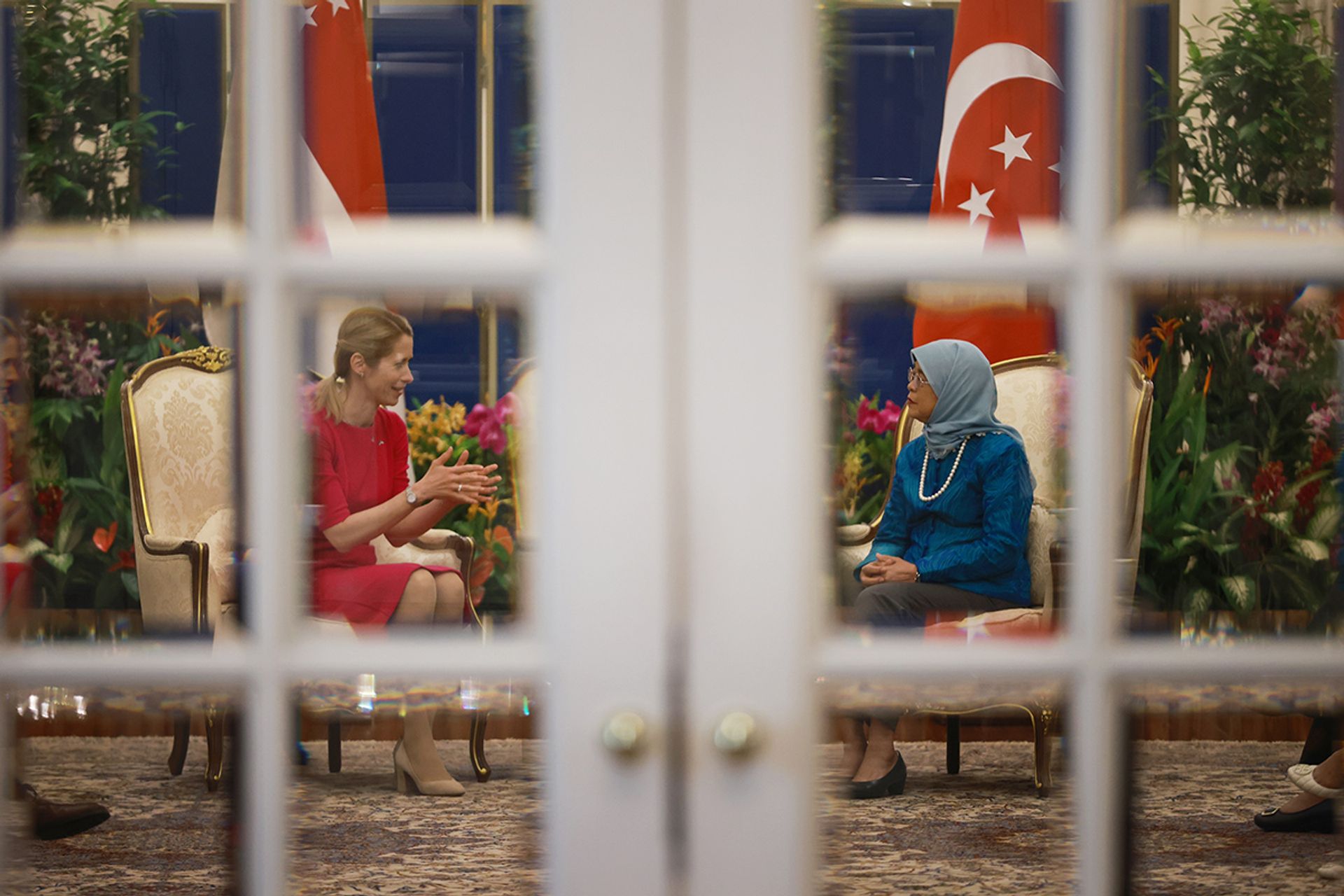President Halimah meeting Estonia's Prime Minister Kaja Kallas at the Istana on June 5, 2023. ST PHOTO: JASON QUAH